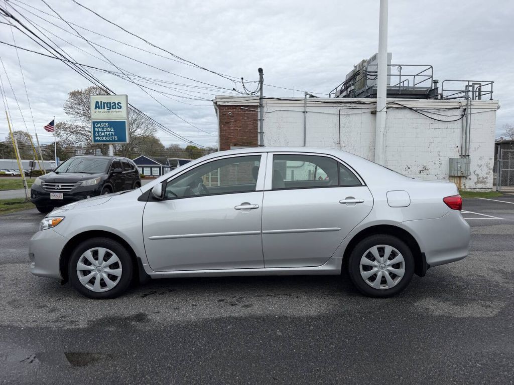 2010 Toyota Corolla Image 9