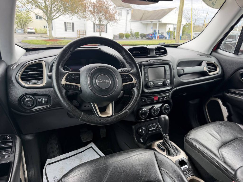 2015 Jeep Renegade Image 10