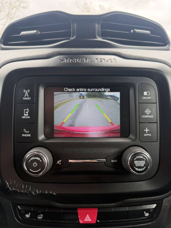 2015 Jeep Renegade Image 15