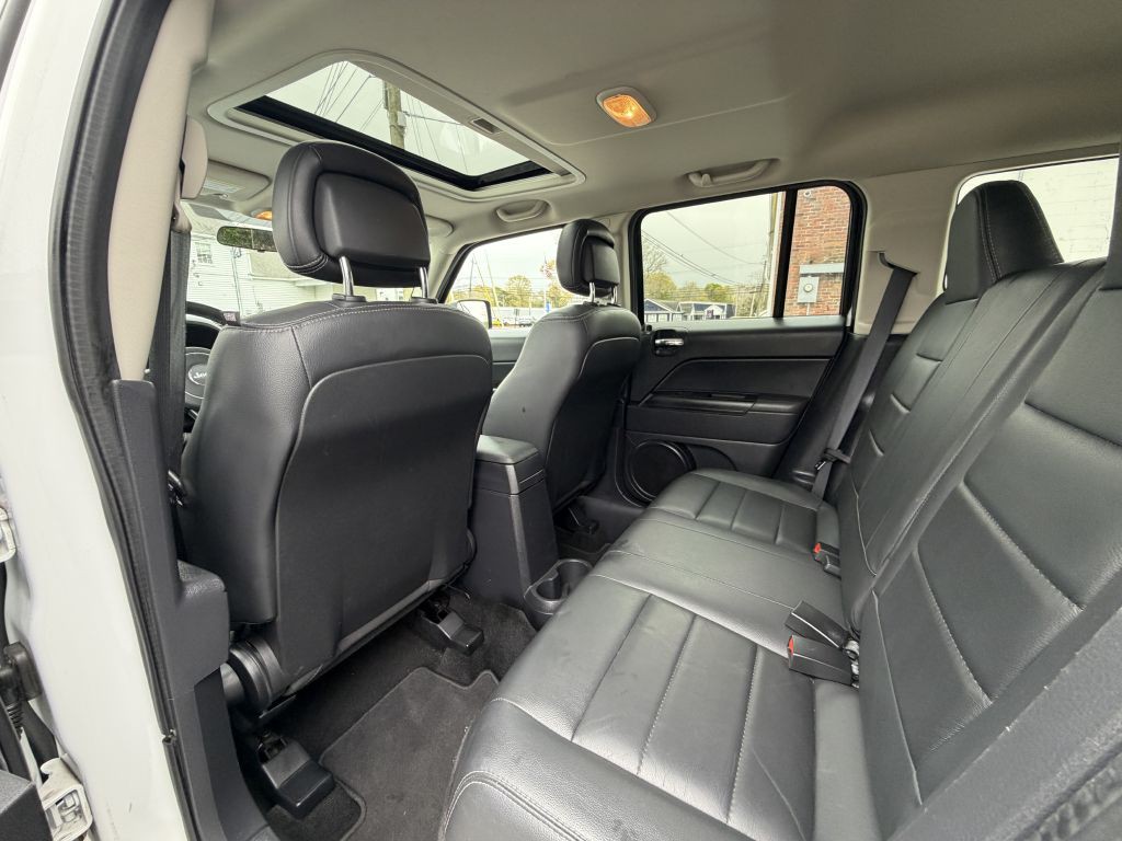 2015 Jeep Patriot Image 11