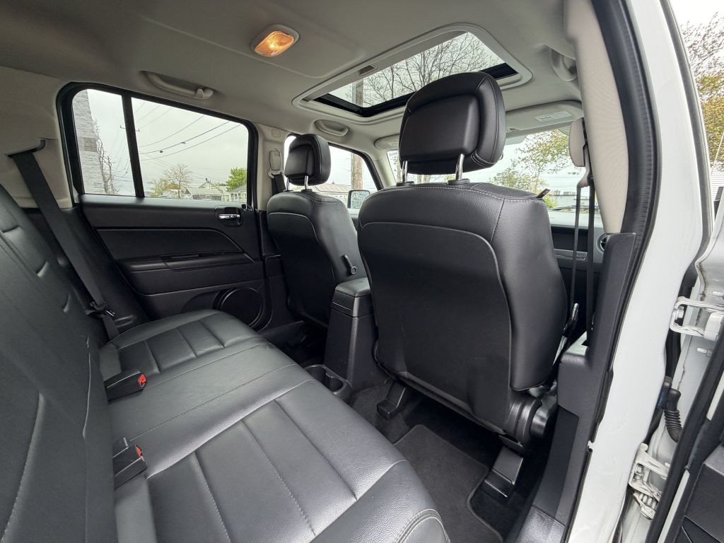 2015 Jeep Patriot Image 12