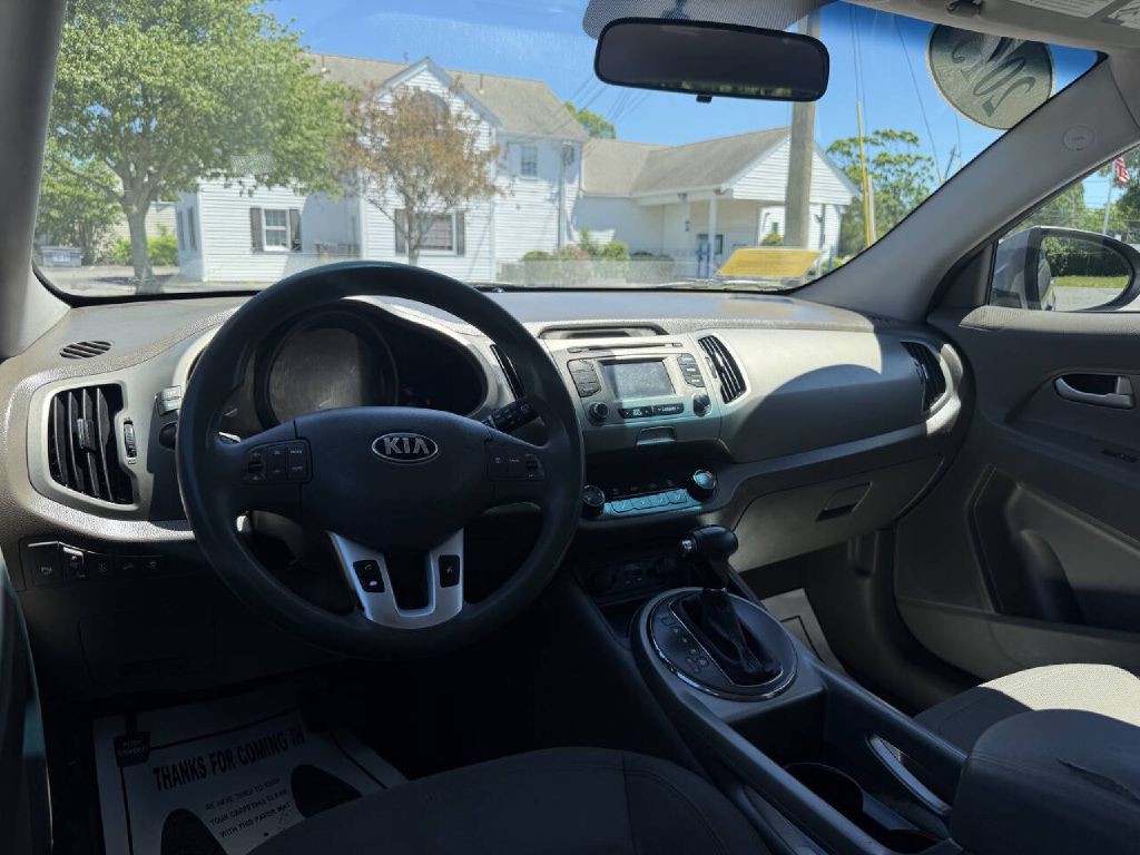 2013 Kia Sportage Image 11