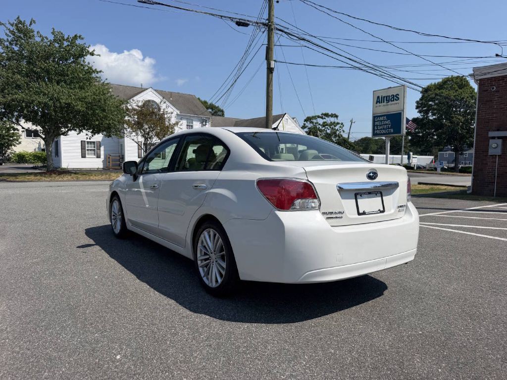 2013 Subaru Impreza Image 8