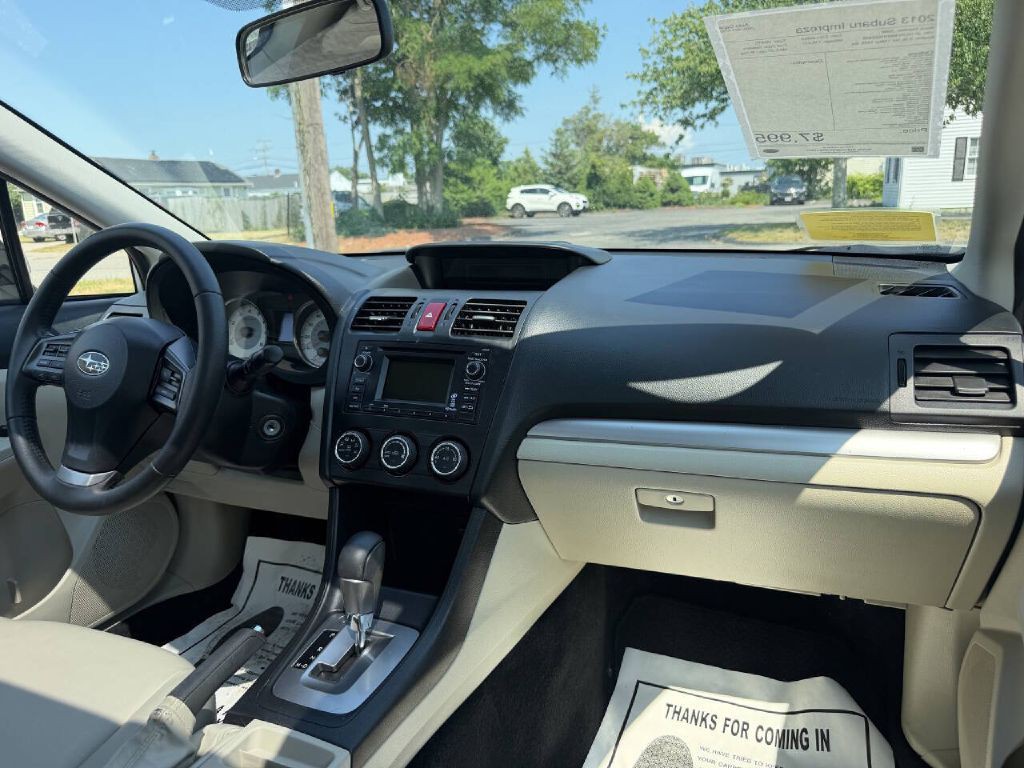 2013 Subaru Impreza Image 12