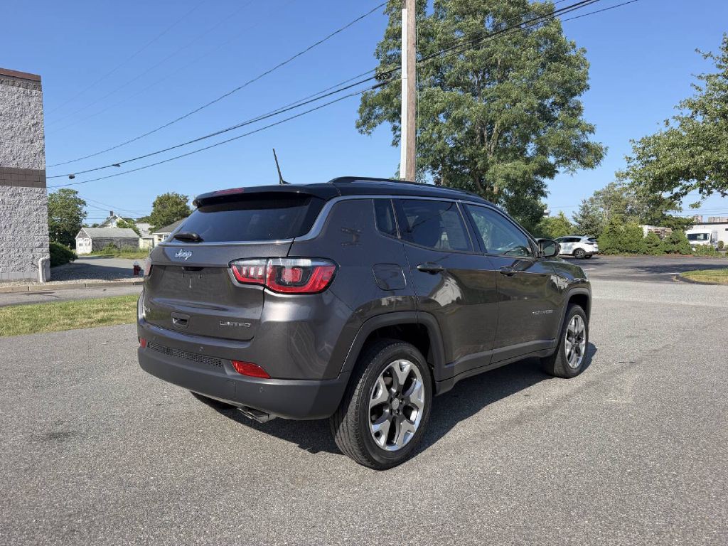 2019 Jeep Compass Image 6