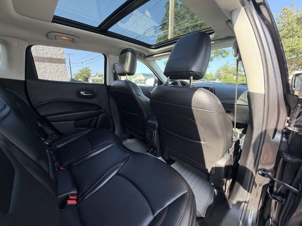 2019 Jeep Compass Image 15