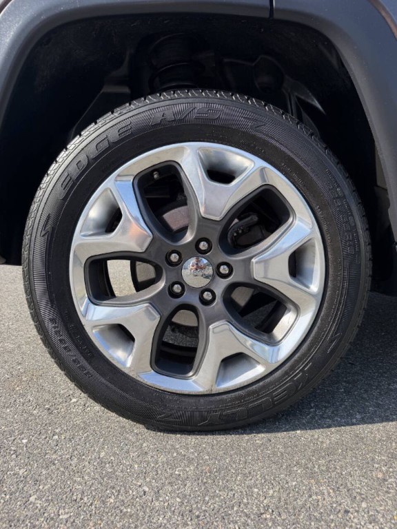 2019 Jeep Compass Image 18