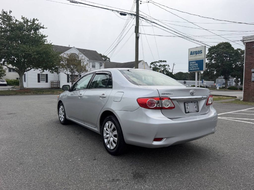 2012 Toyota Corolla Image 8