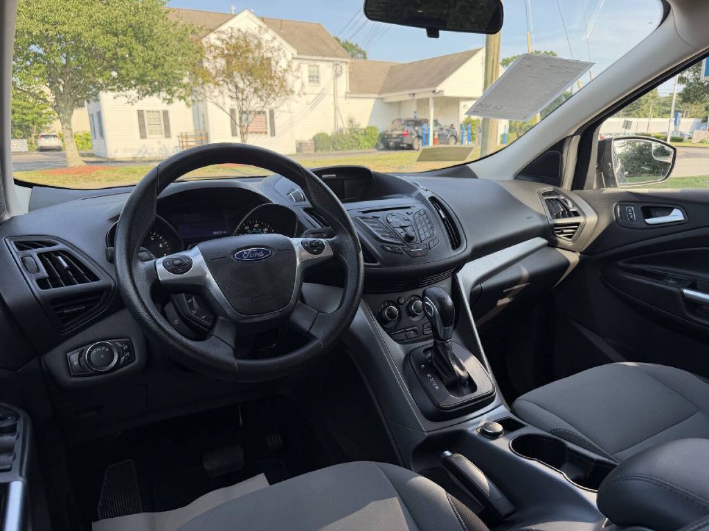 2015 Ford Escape Image 10