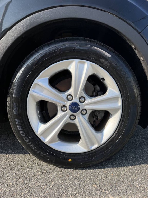 2015 Ford Escape Image 16