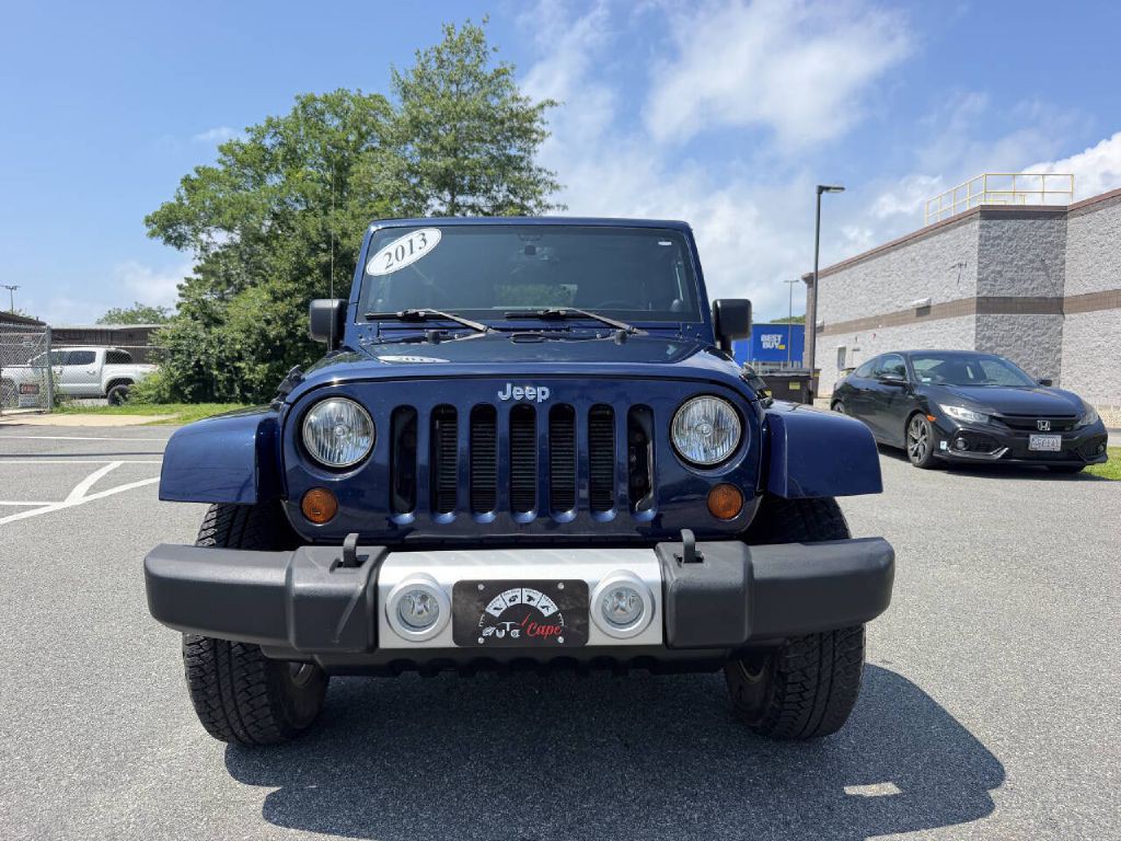 2013 Jeep Wrangler Unlimited Image 3