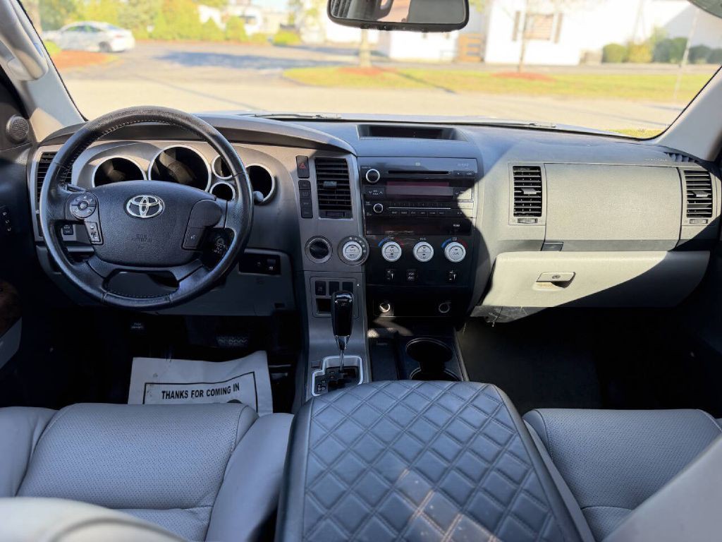 2011 Toyota Tundra Image 11