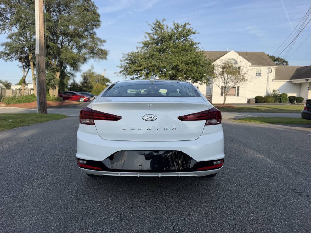 2019 Hyundai Elantra Image 6
