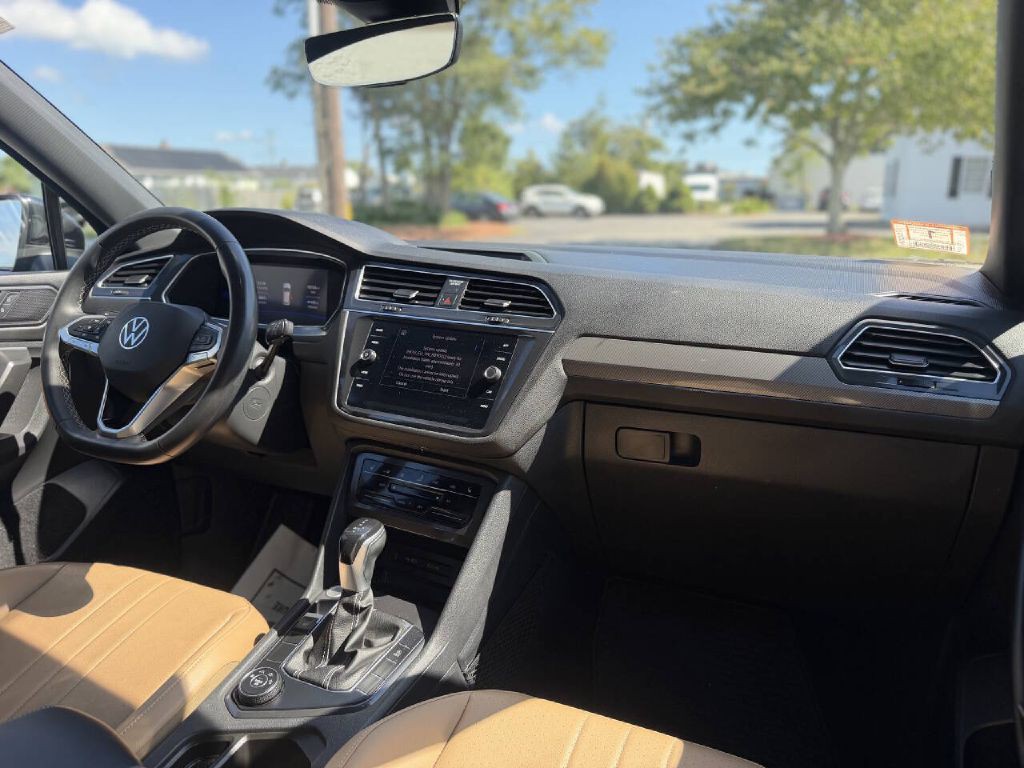 2022 Volkswagen Tiguan Image 11