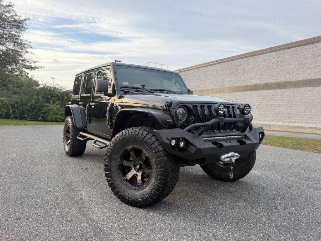 2019 Jeep Wrangler Unlimited Image 2