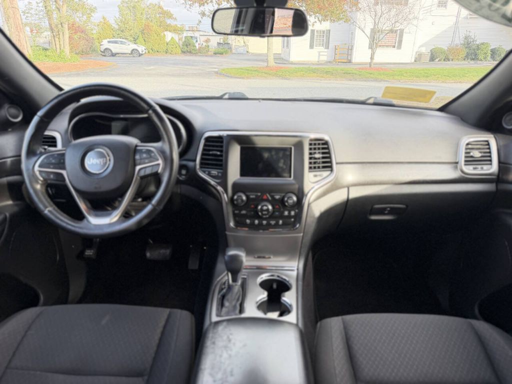 2018 Jeep Grand Cherokee Image 11