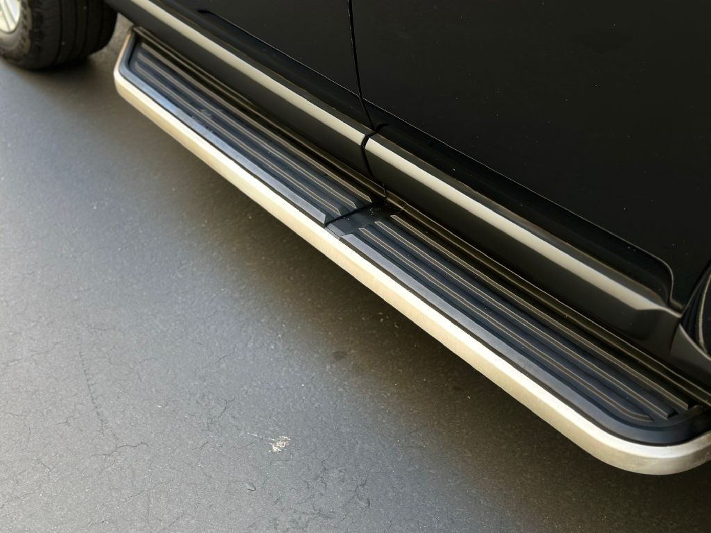 2015 Land Rover LR4 Image 6