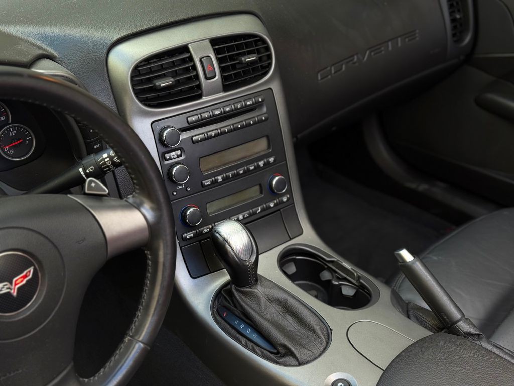 2007 Chevrolet Corvette Image 15