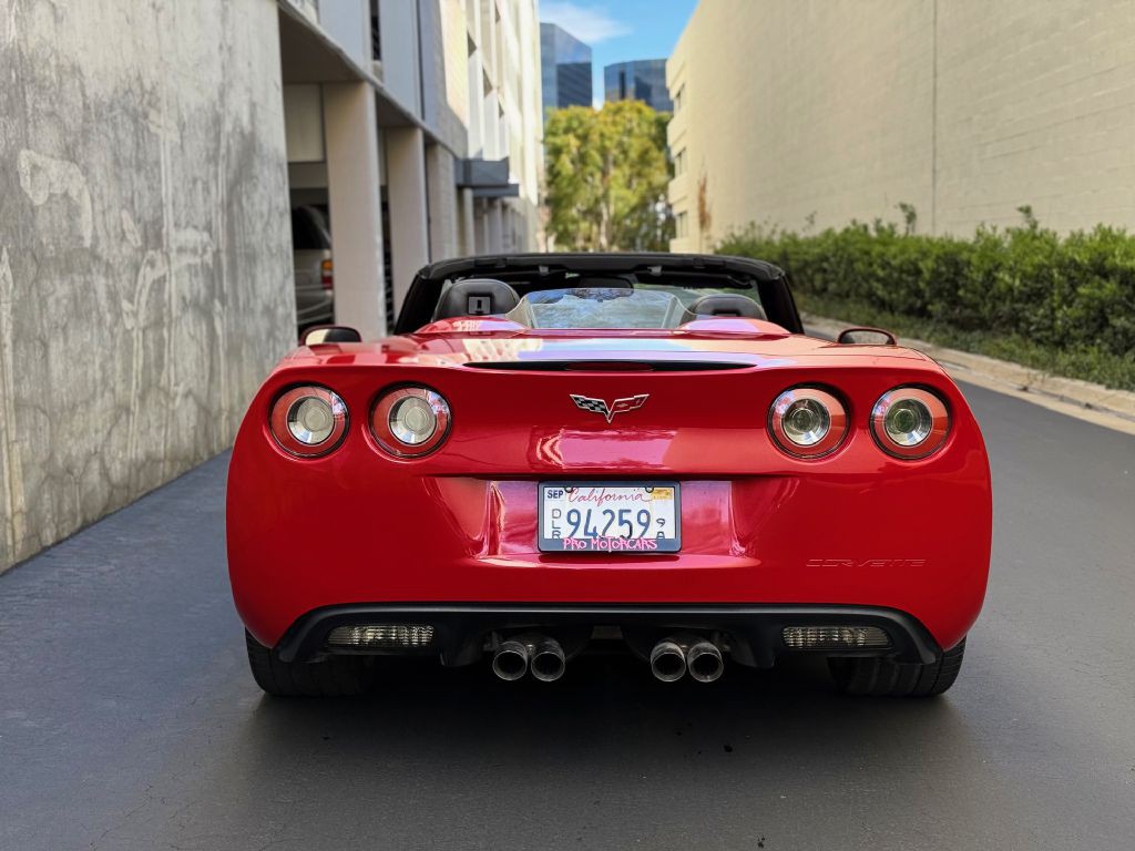 2007 Chevrolet Corvette Image 17