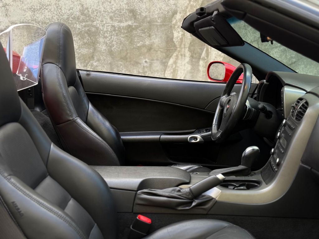 2007 Chevrolet Corvette Image 26