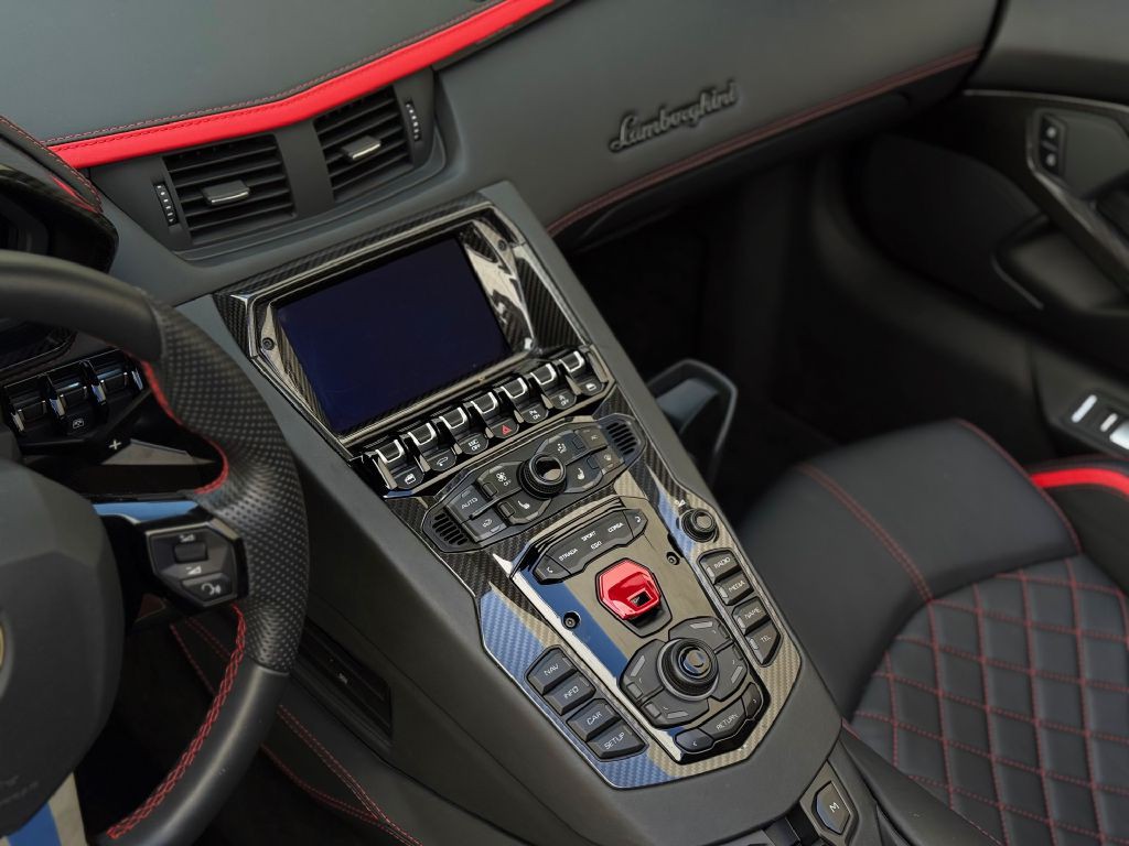 2019 Lamborghini Aventador Image 49
