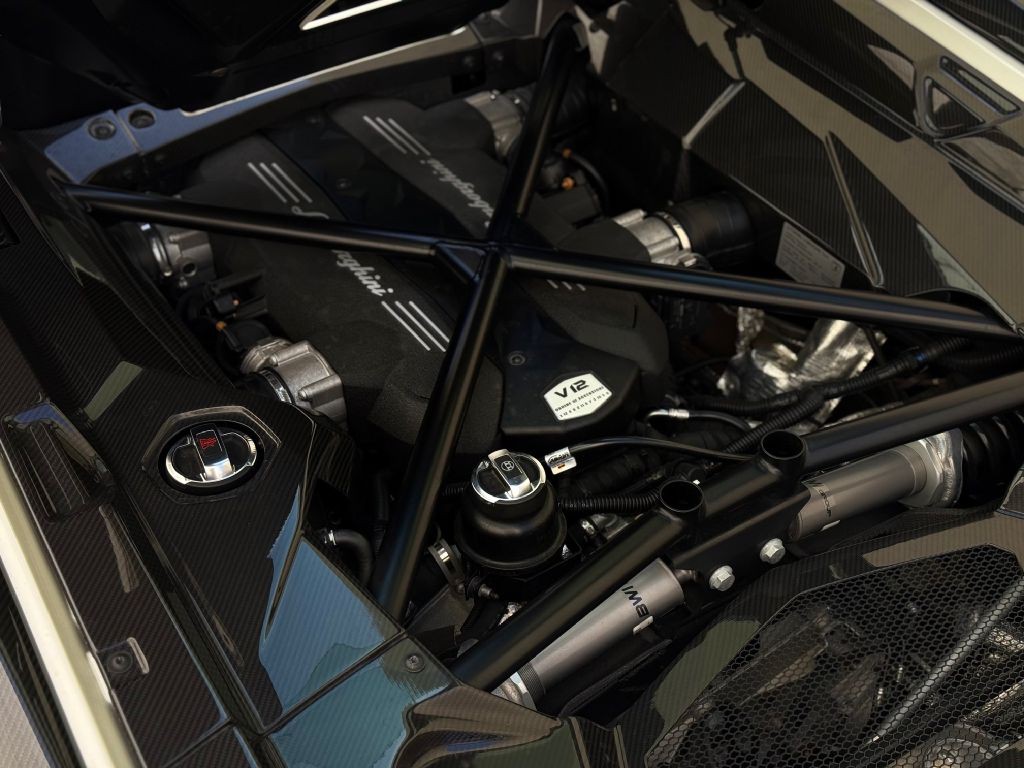 2019 Lamborghini Aventador Image 58