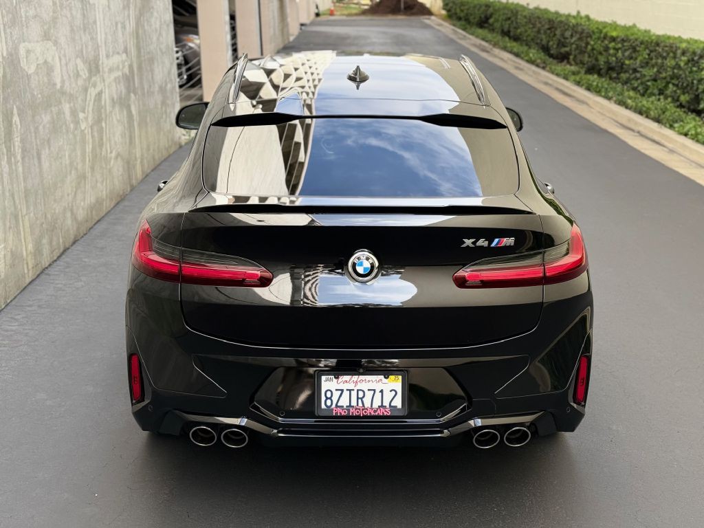 2022 BMW X4 Image 12