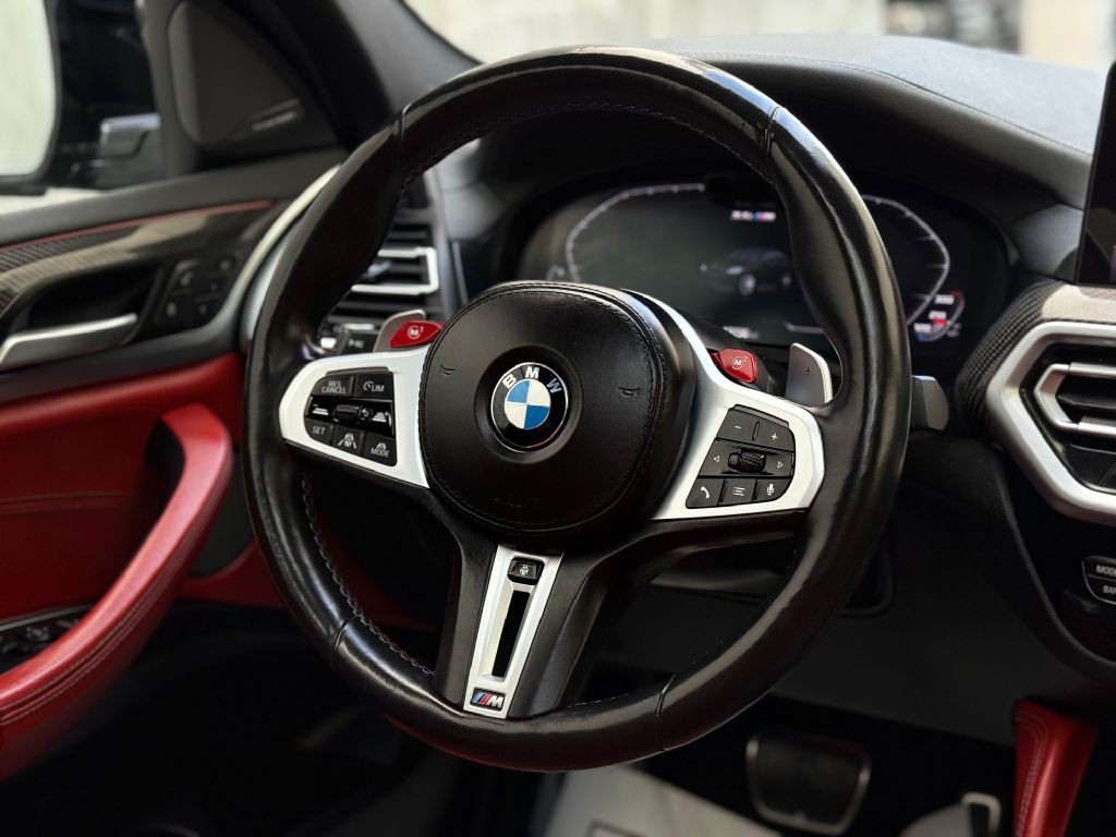 2022 BMW X4 Image 25