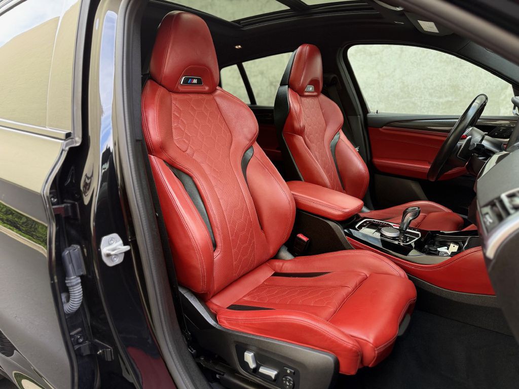 2022 BMW X4 Image 28