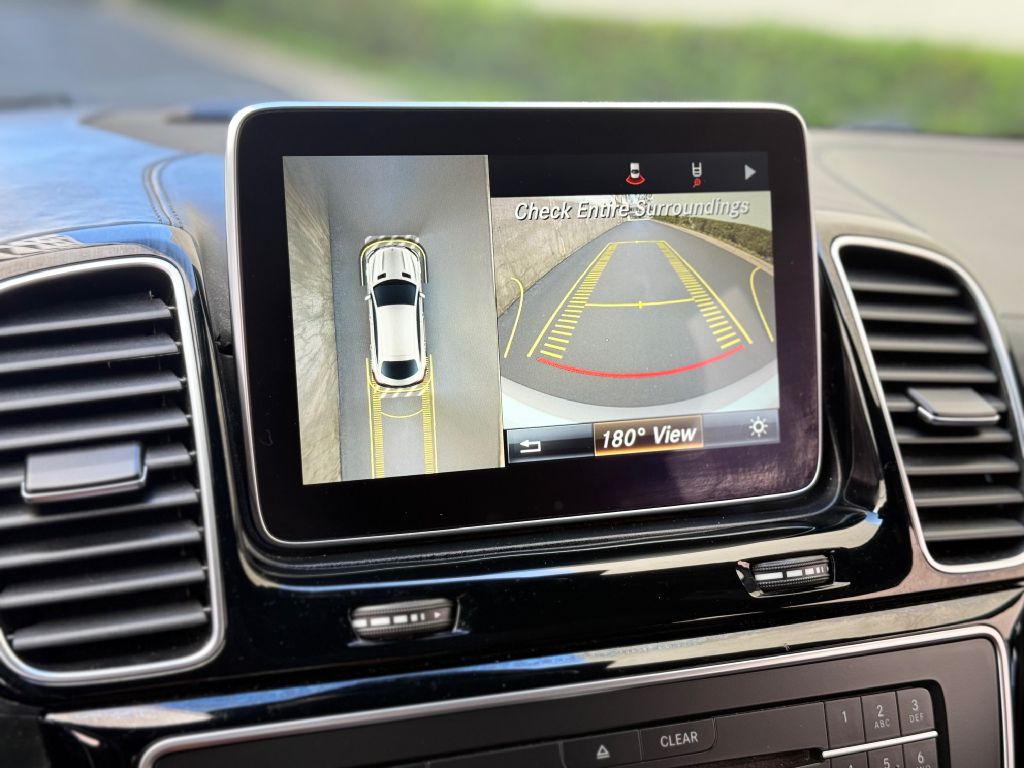 2016 Mercedes-Benz GLE-Class Image 43