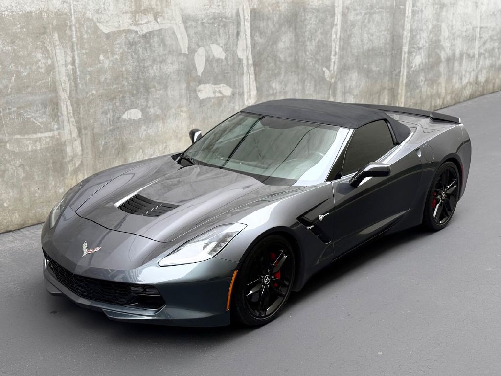 2014 Chevrolet Corvette Image 3