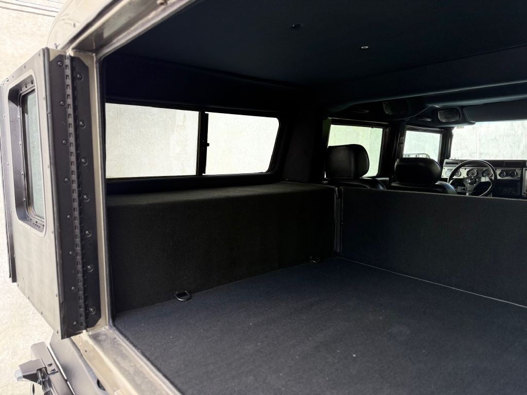 2006 HUMMER H1 Image 35