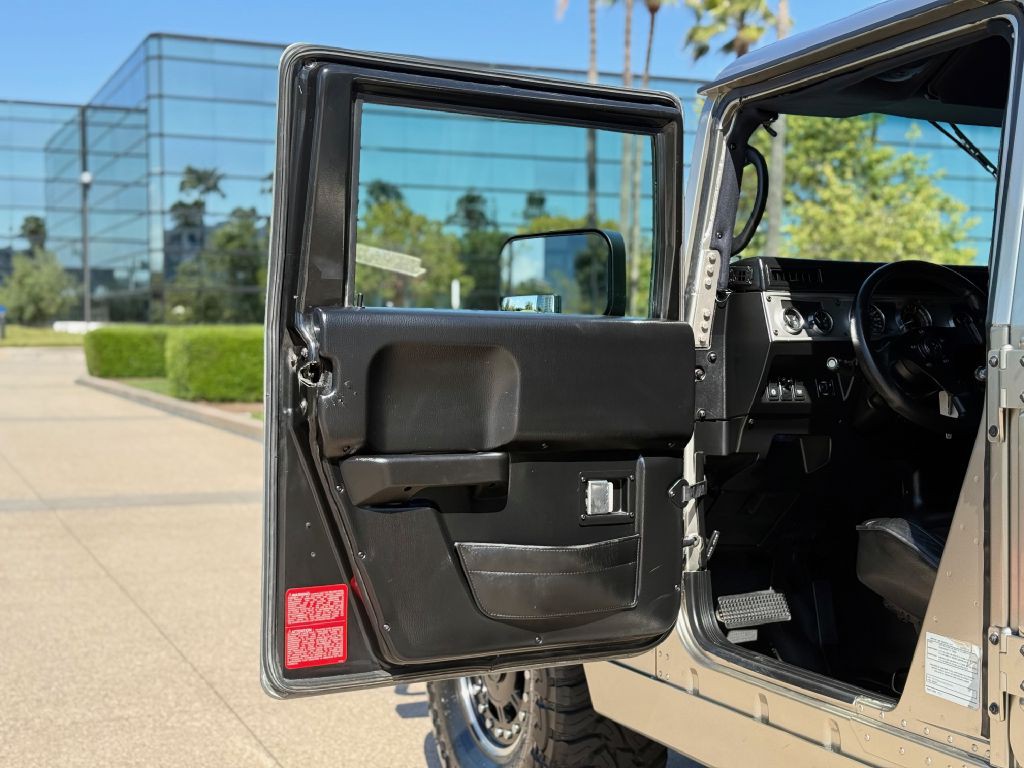 2006 HUMMER H1 Image 40