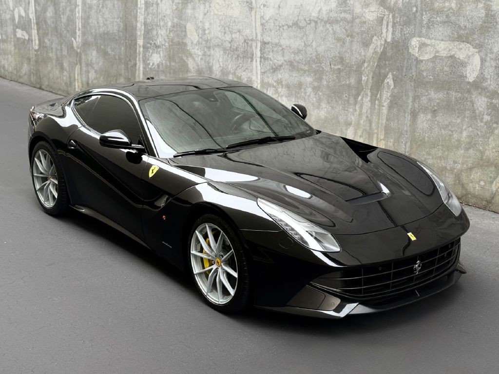 2014 Ferrari F12 BERLINETTA Image 5