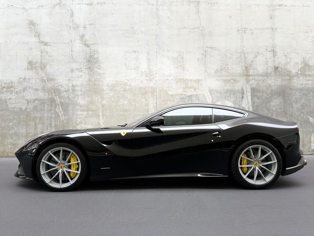 2014 Ferrari F12 BERLINETTA Image 7
