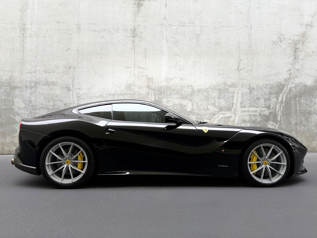 2014 Ferrari F12 BERLINETTA Image 11