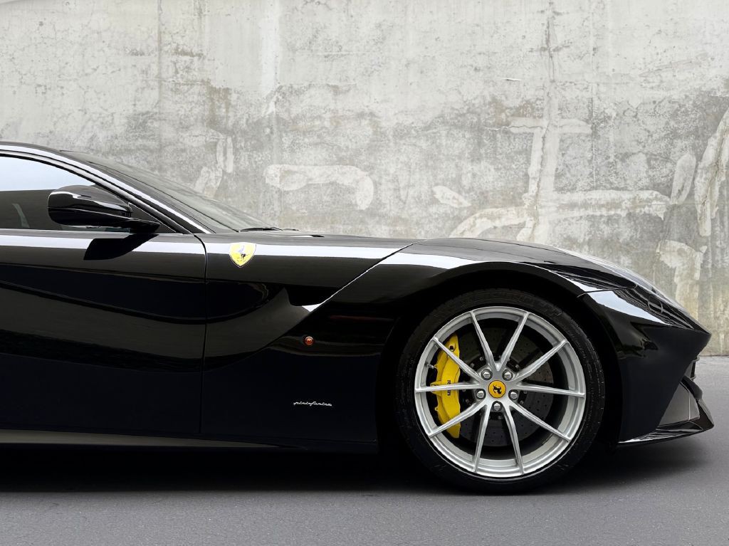 2014 Ferrari F12 BERLINETTA Image 18