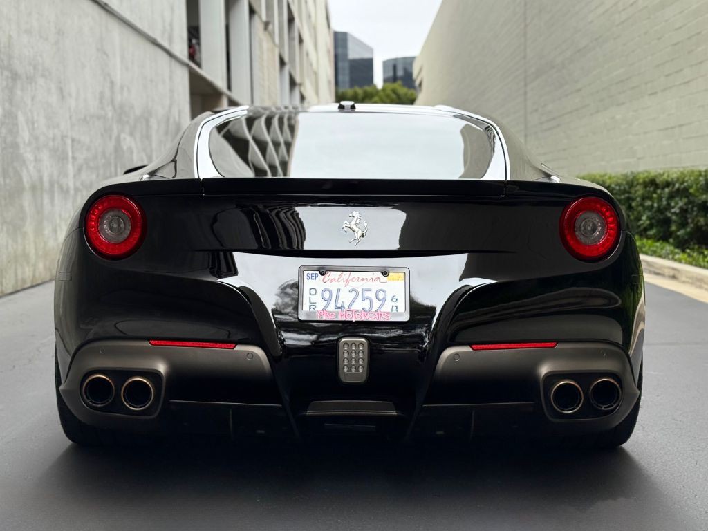 2014 Ferrari F12 BERLINETTA Image 59