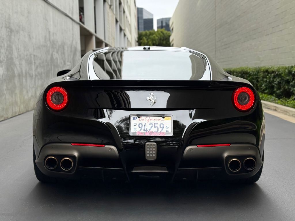 2014 Ferrari F12 BERLINETTA Image 60