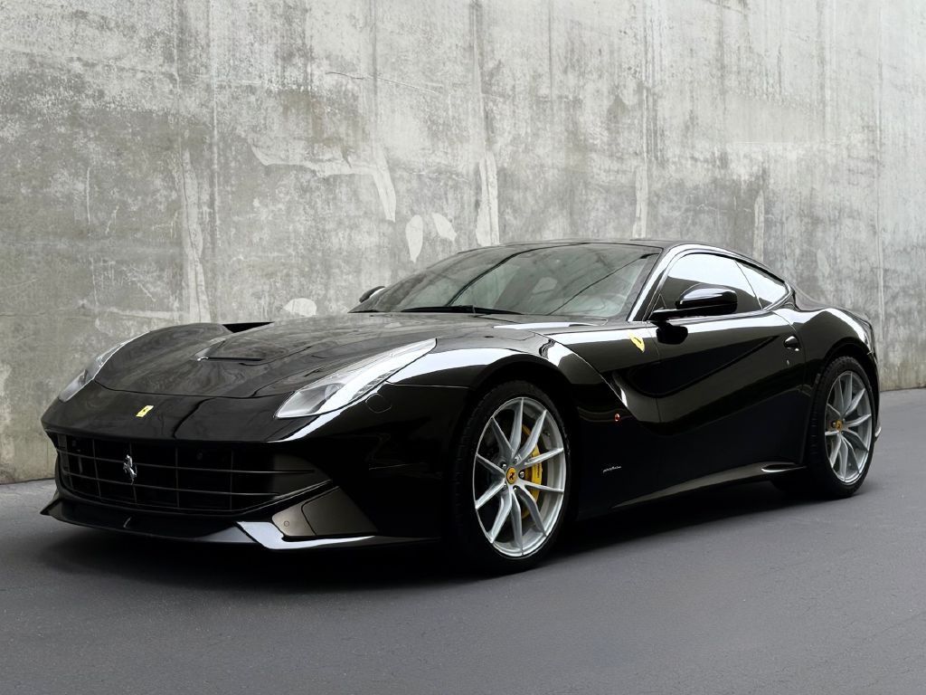 2014 Ferrari F12 BERLINETTA Image 3