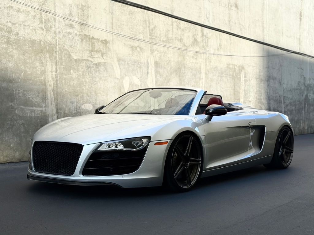 2012 Audi R8 Image 3