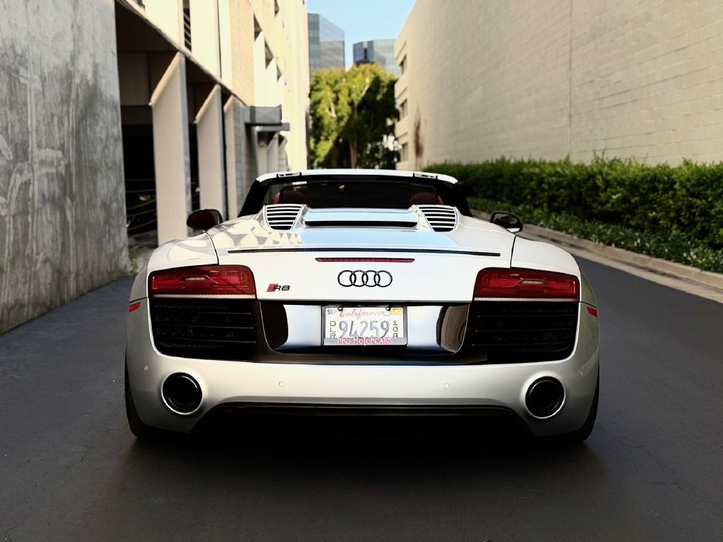2012 Audi R8 Image 19