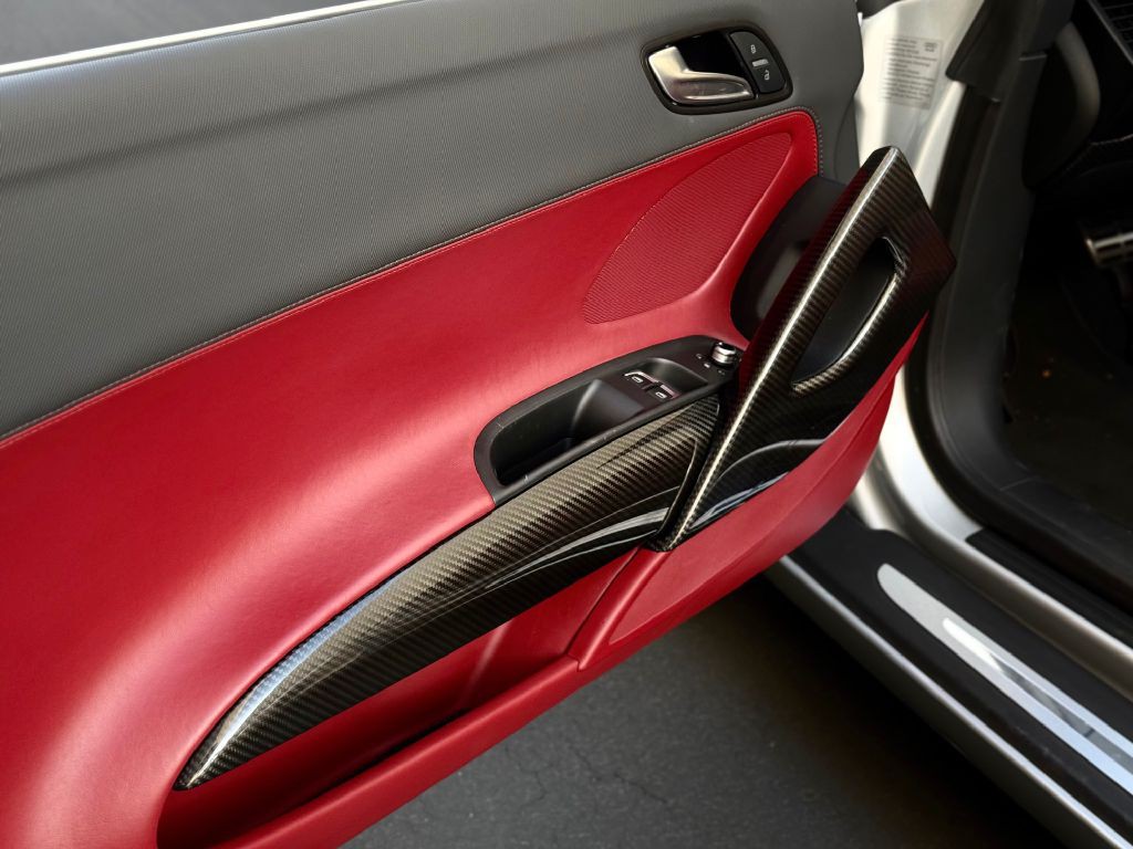 2012 Audi R8 Image 38