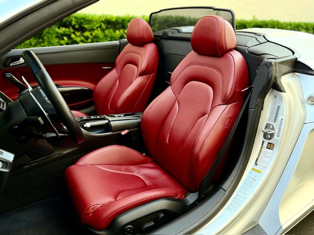 2012 Audi R8 Image 42