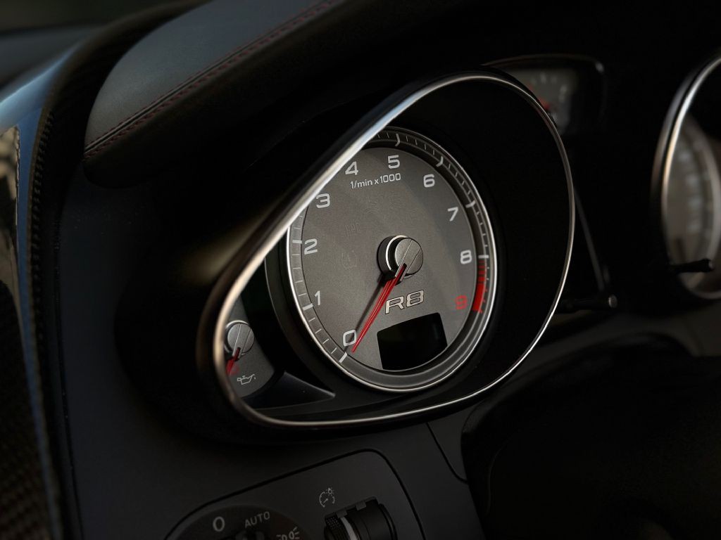 2012 Audi R8 Image 46