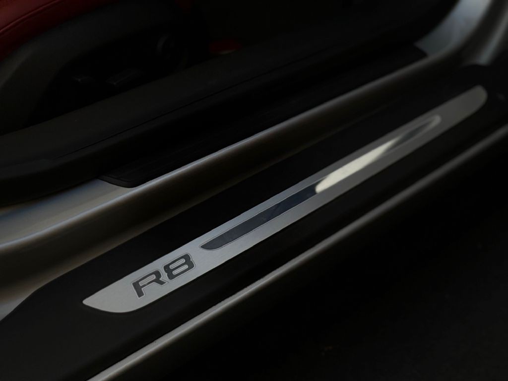 2012 Audi R8 Image 49