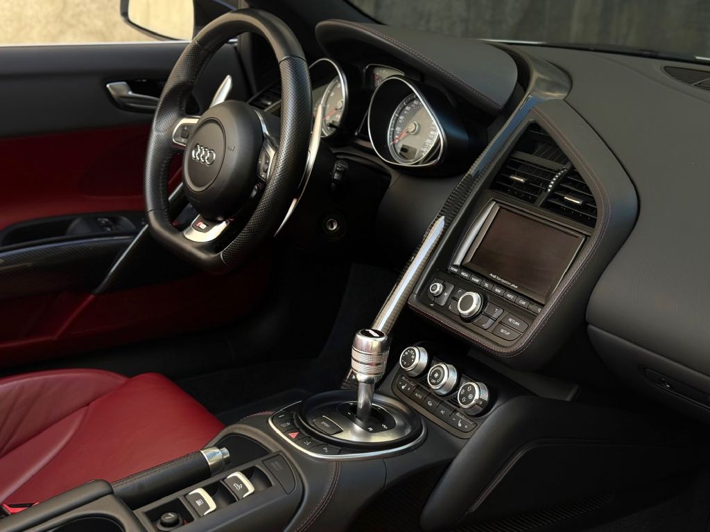2012 Audi R8 Image 51