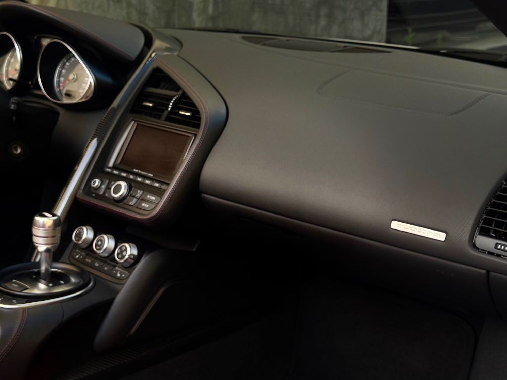 2012 Audi R8 Image 53