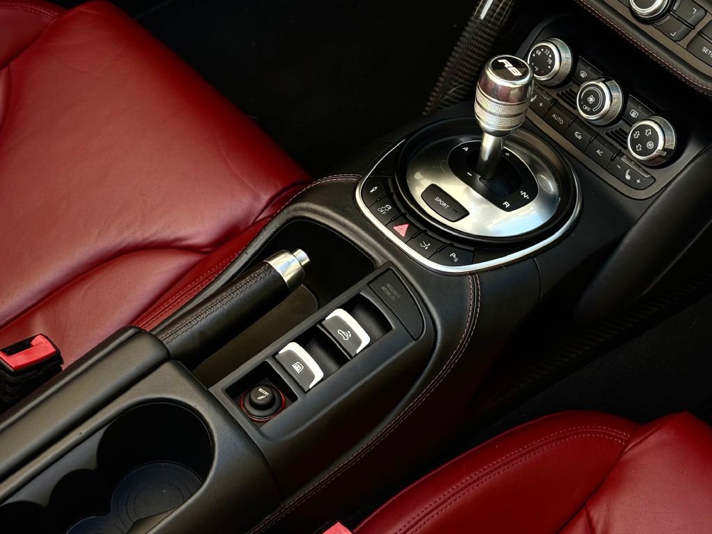 2012 Audi R8 Image 55