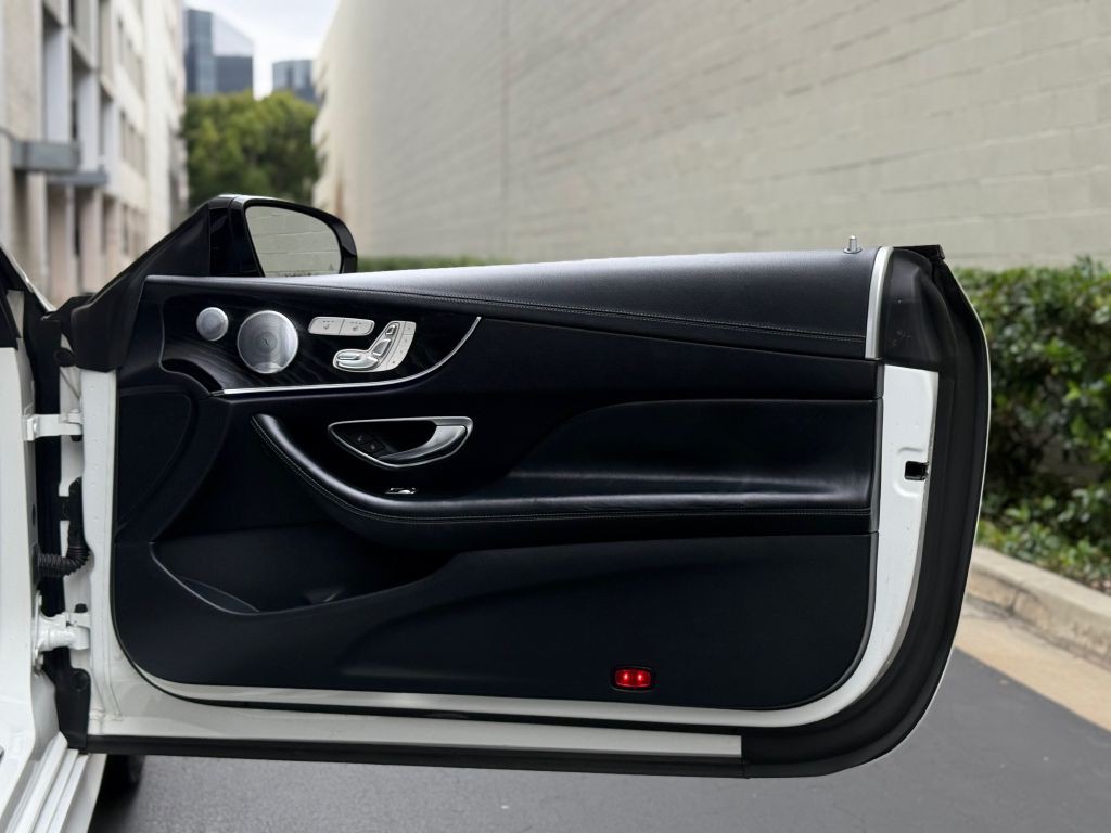 2019 Mercedes-Benz E-Class Image 40